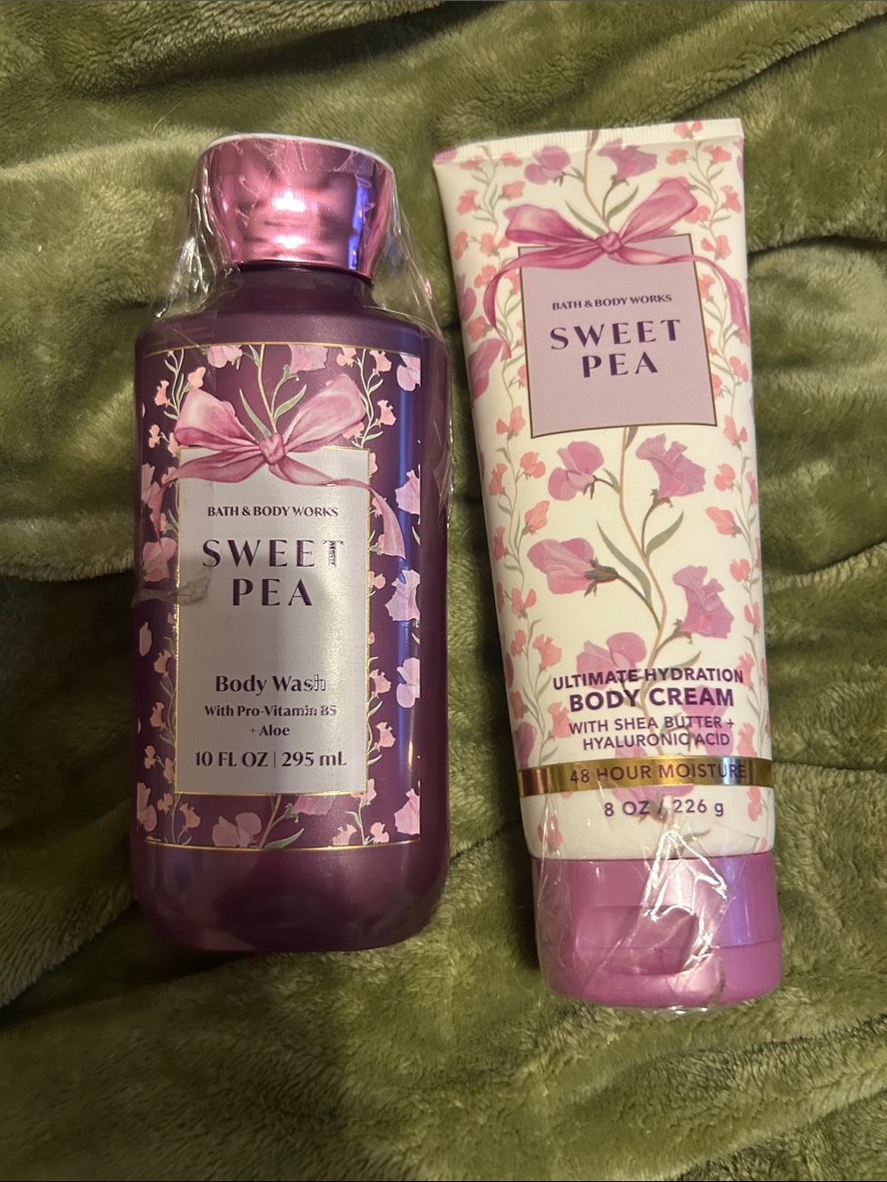 Bath & Body Works Sweet Pea Body Wash & Body Cream - Purple, Pink